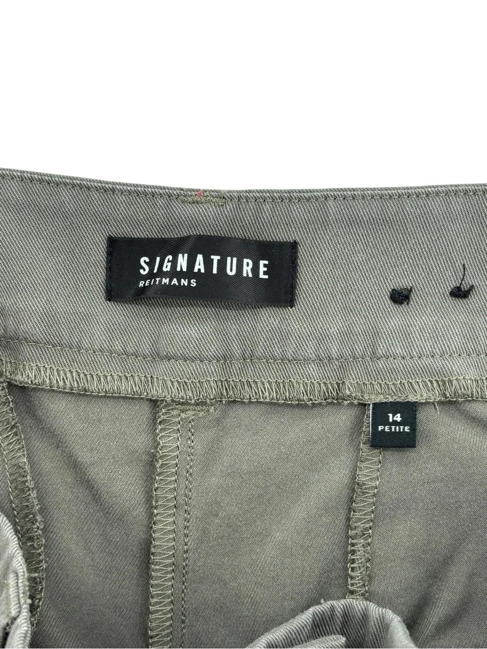 Classic Wide-Leg Pants in Olive - Picture 7 of 9